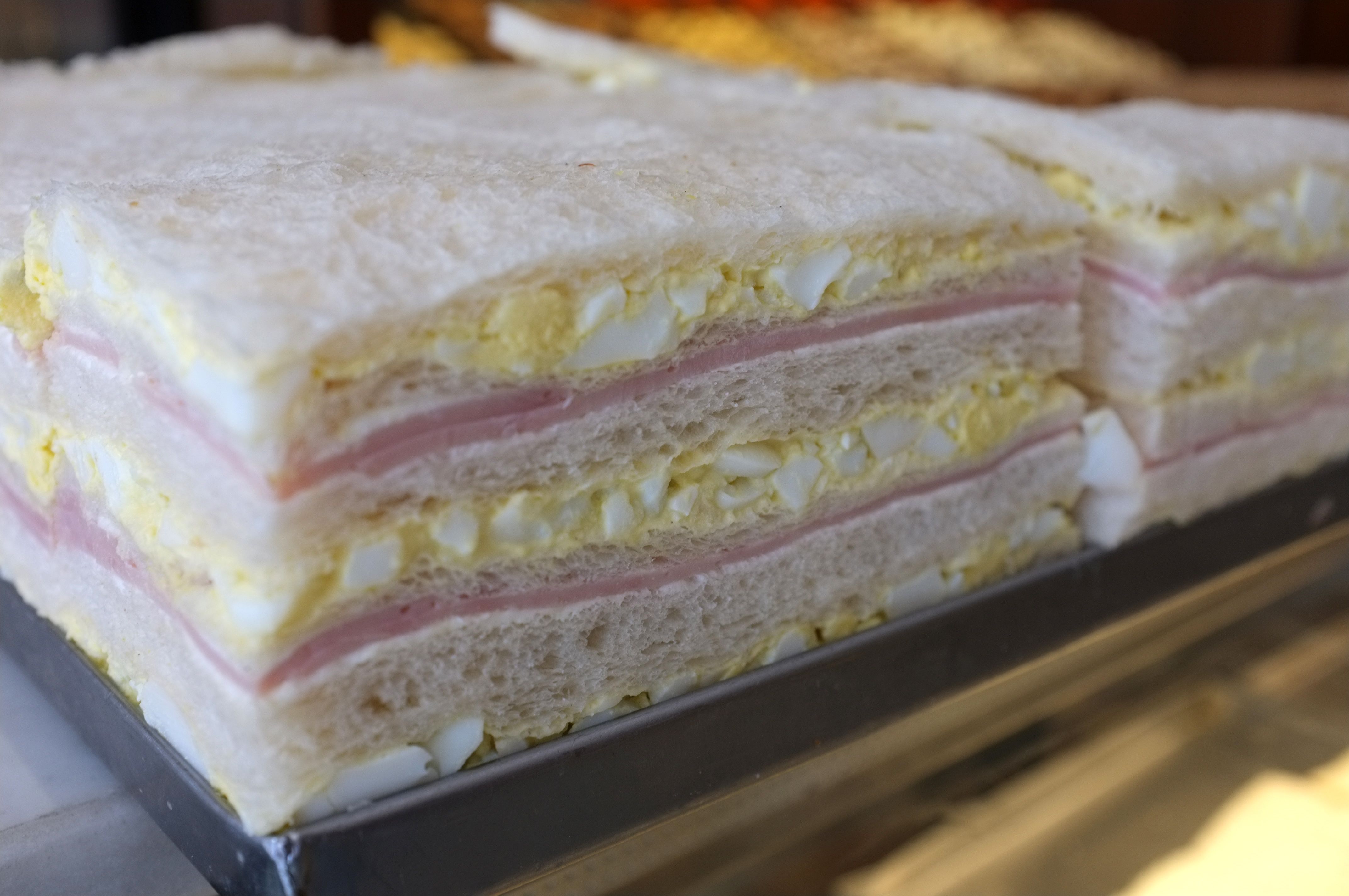 Truco para hacer sándwich de miga húmedos Series y Novelas