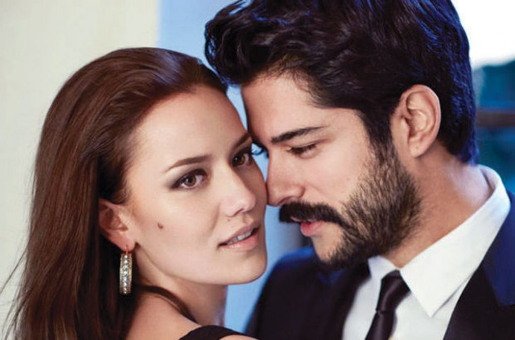 ¡Las parejas más bellas de Novelas Turcas en vida real! Series y Novelas